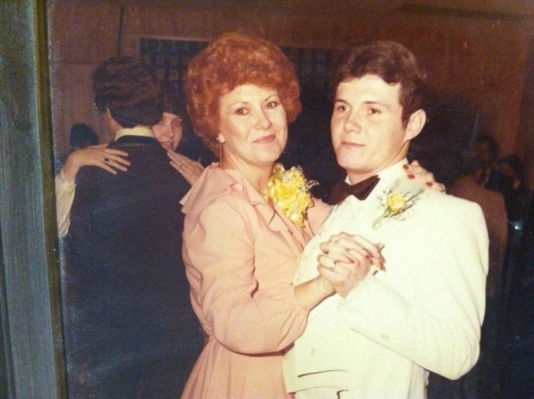 Bobbie Ann Armstrong Crowder Funeral Home